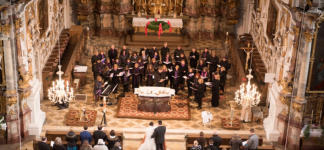 Die PiccaDilly´s im Altarraum der Studienkirche bei einer Hochzeit 2015